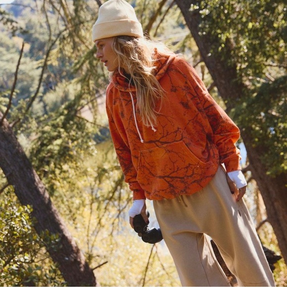 NWT FP Movement Final Call Printed Hoodie - Picture 2 of 4